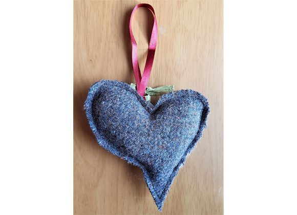 Heart made from Harris Tweed - heather