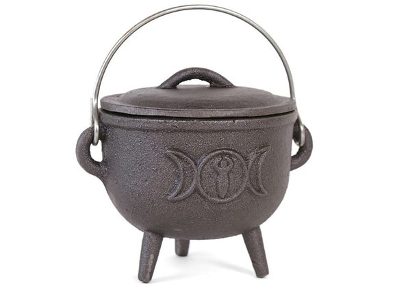 11cm Cast Iron Cauldron With Triple Moon STOCK DUE 30/10/21