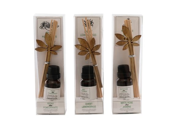 15ml Essential Oil and Diffuser Sticks STOCK DUE 15/11/21