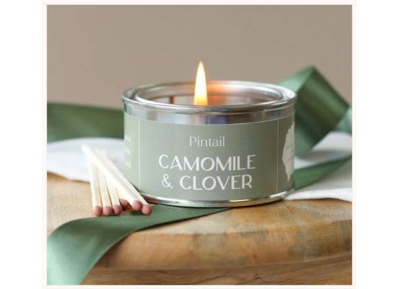 Camomile & Clover Pintail Scented Candle