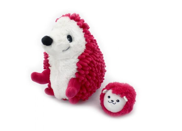 Harry the Hedgehog Mum & Baby Beetroot by Les Ptipotos - Deep Pink 