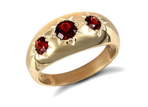 9ct Yellow Gold Gents Garnet Ring