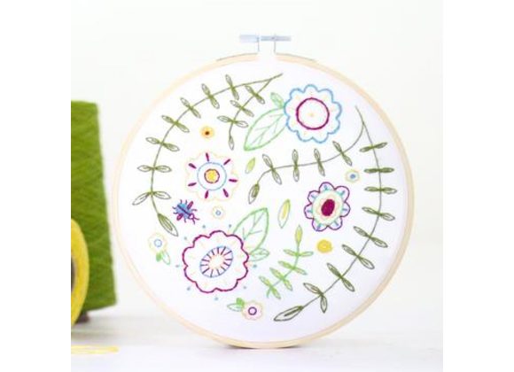 Spring Posy Embroidery Kit 